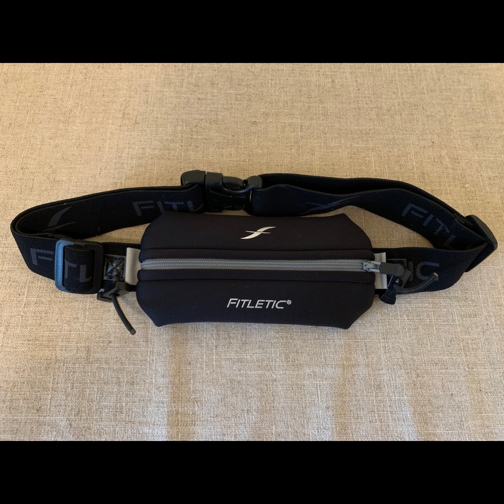 Running Pouch - Picture 5 of 5